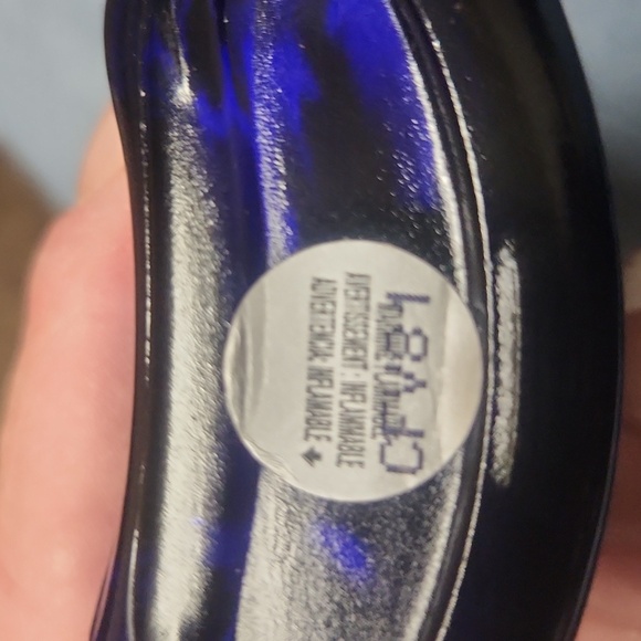 Avon Mesmerize Cologne Spray - Picture 8 of 10